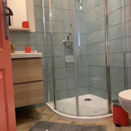 Viki Apartmanhaz *