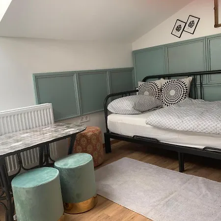 Viki Apartmanhaz Dorog
