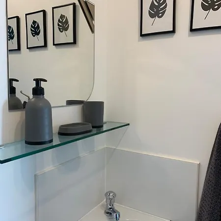 Viki Apartmanhaz Dorog