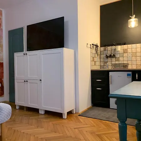 アパート Viki Apartmanhaz *
