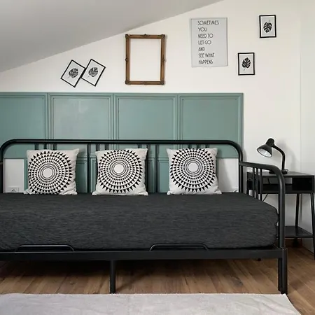 Viki Apartmanhaz アパート