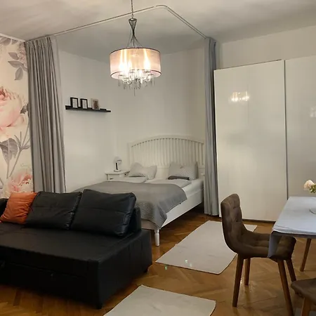 Viki Apartmanhaz *