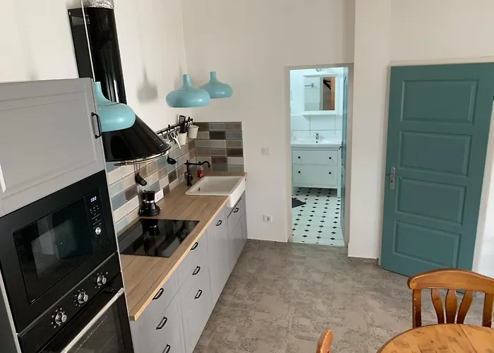 Apartament Viki Apartmanhaz Dorog