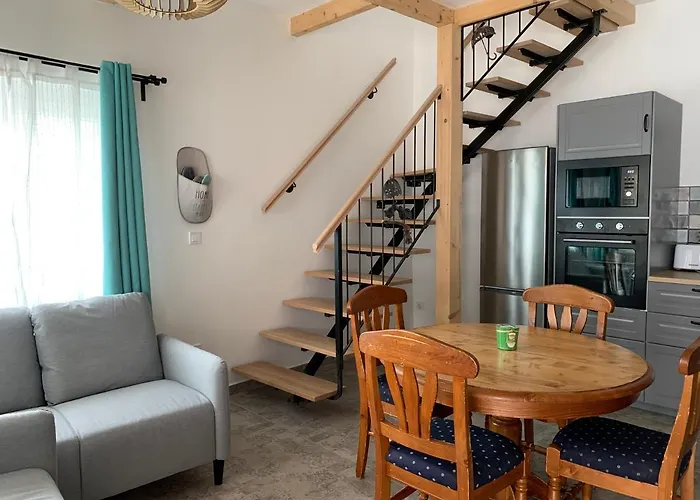 Viki Apartmanhaz * Dorog