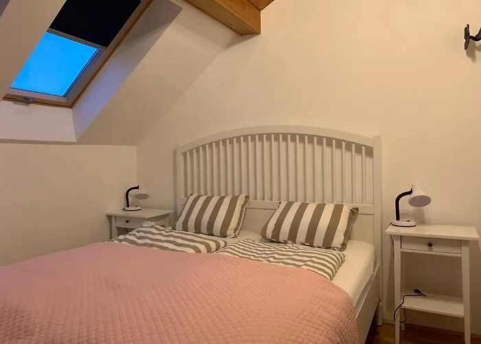 Viki Apartmanhaz Dorog